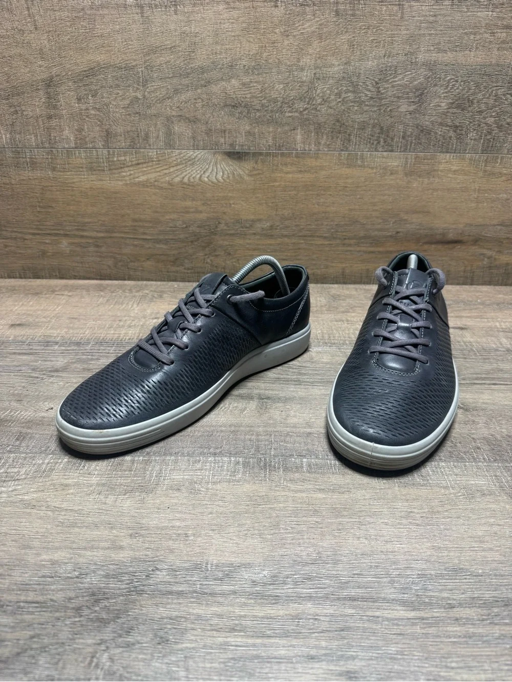 Ecco Men's Athletic Lace-Up Sneakers - Charcoal Gray